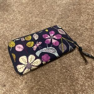 Vera Bradley wallet/wristlet